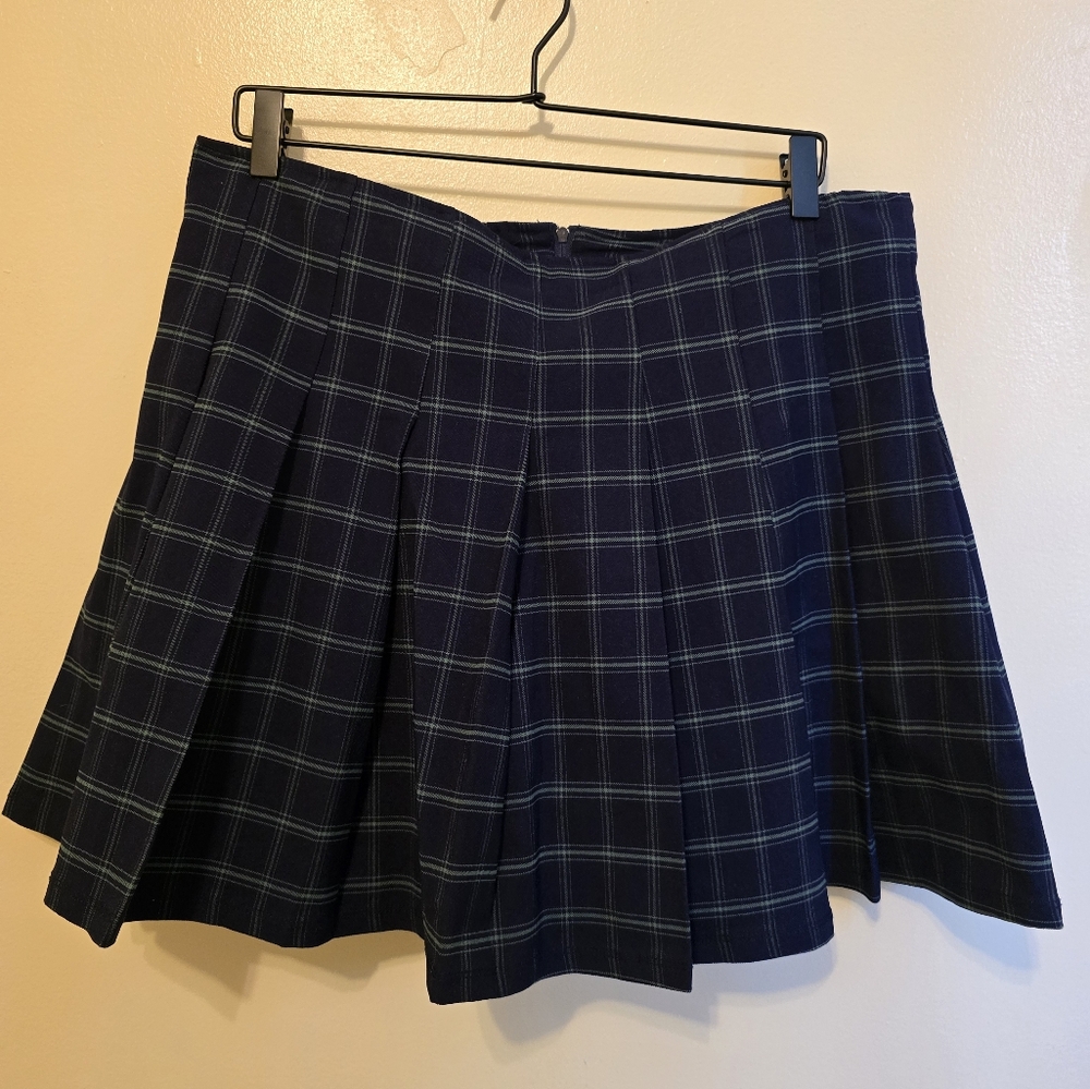ARULA Blue and White Pleated Skater Mini Skort